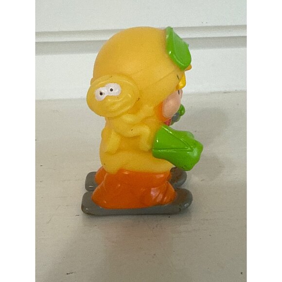 Vintage Fisher Price Little People Winter Gold Medal Skier Eddie 2009 - Picture 2 of 4